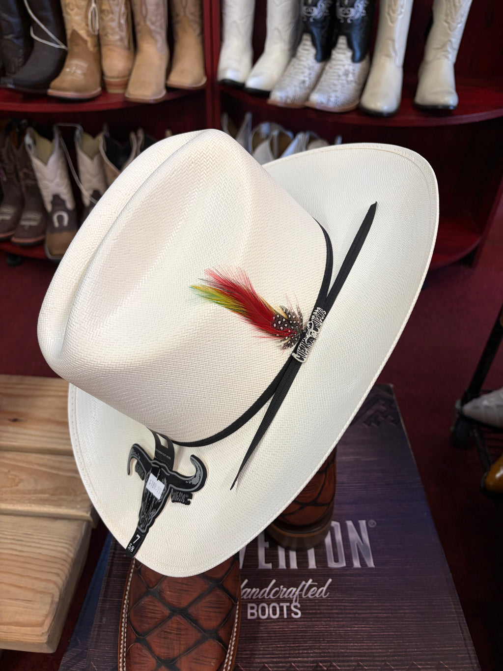 Sombrero Cuernos Chuecos 100x